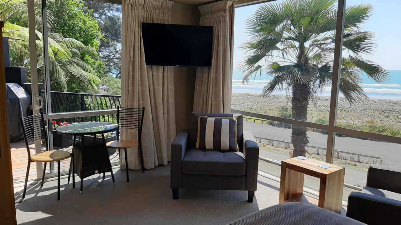 Ohiwa Beach Apartments/ Motel 오포티키 외부 사진